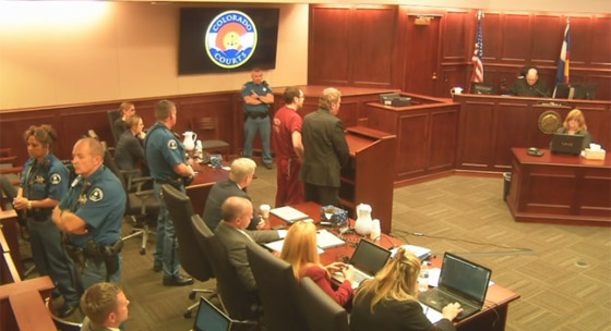 3318 ..هذا هو اجمالي سنوات سجن مرتكب مجزرة السينما صورة رقم 4