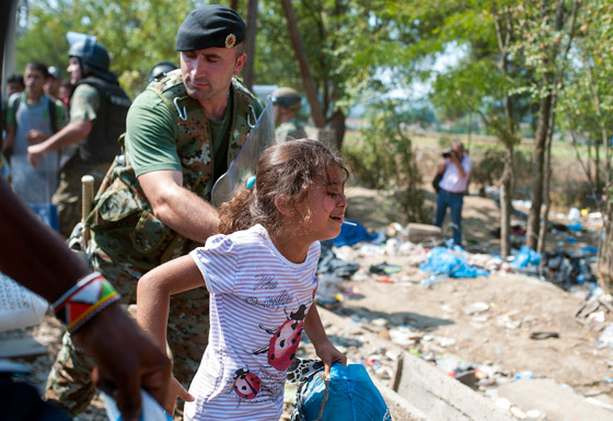 ابواب اوروبا تستقبل لاجئي سوريا الهاربين من جحيم داعش صورة رقم 17