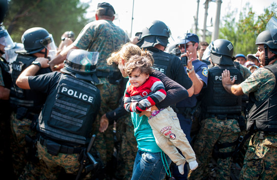 ابواب اوروبا تستقبل لاجئي سوريا الهاربين من جحيم داعش صورة رقم 23