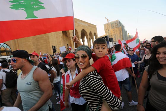 مشادات كلامية بين مصريين ولبنانيين.. محورها المزز اللبنانيات صورة رقم 11