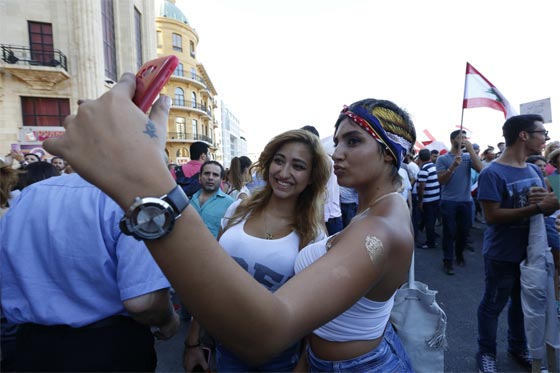 مشادات كلامية بين مصريين ولبنانيين.. محورها المزز اللبنانيات صورة رقم 10