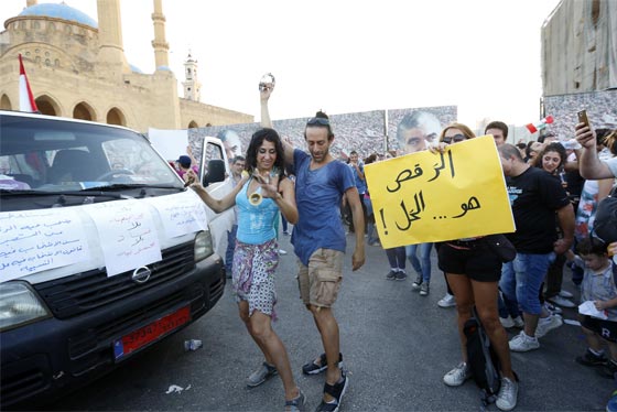 مشادات كلامية بين مصريين ولبنانيين.. محورها المزز اللبنانيات صورة رقم 5