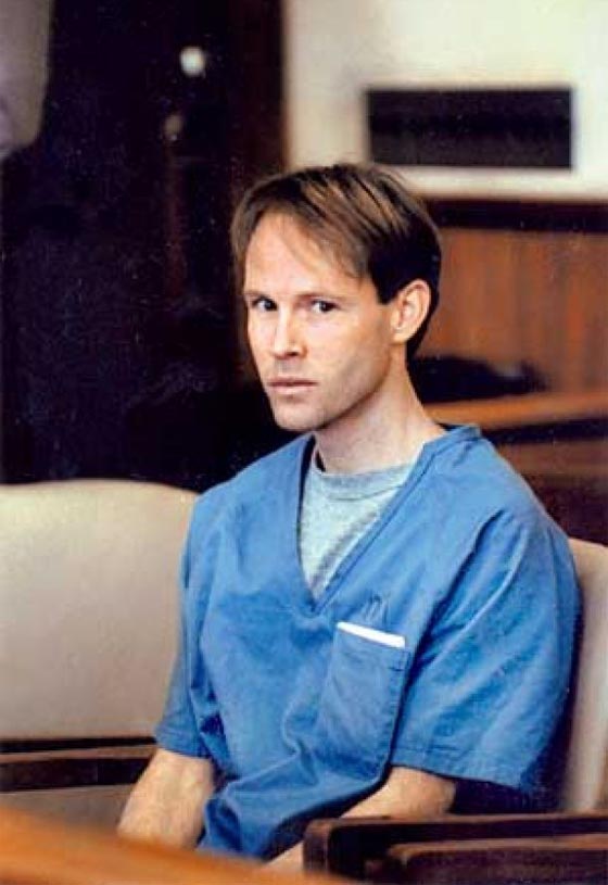 هؤلاء هم اشهر النصابين في التاريخ.. وهكذا احتالوا على ضحاياهم!! صورة رقم 3 هؤلاء هم اشهر النصابين في التاريخ.. وهكذا احتالوا على ضحاياهم!! صورة رقم 3