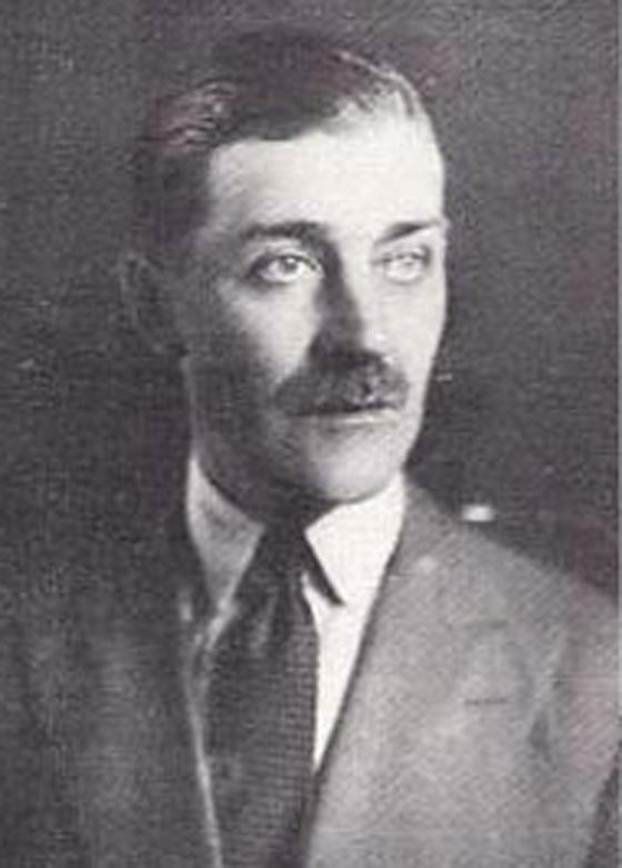 هؤلاء هم اشهر النصابين في التاريخ.. وهكذا احتالوا على ضحاياهم!! صورة رقم 6 هؤلاء هم اشهر النصابين في التاريخ.. وهكذا احتالوا على ضحاياهم!! صورة رقم 6