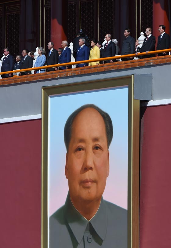 الصين تستعرض قوتها العسكرية الجبارة.. بالفيديو صورة رقم 1