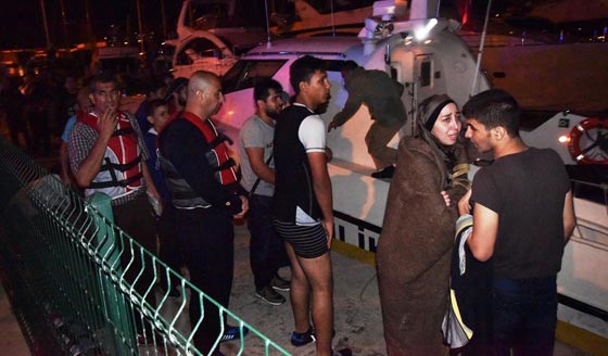 صورة طفل سوري غريق على الشاطئ التركي تهز العالم.. مشاهد مريعة صورة رقم 8 صورة طفل سوري غريق على الشاطئ التركي تهز العالم.. مشاهد مريعة صورة رقم 8