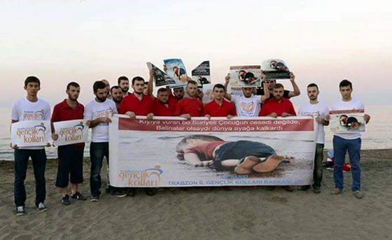 تعزية رئاسية حارة من اردوغان لوالد الطفل الغريق صورة رقم 1