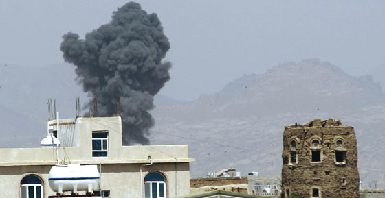 الامارات تثأر لجنودها بضرب معاقل الحوثيين بصواريخ 