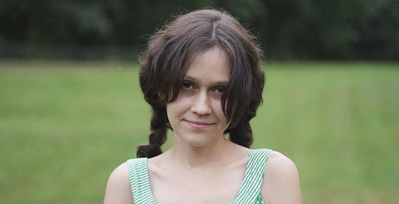 بالصور.. الكشف عن شبكة صحفيين مأجورين تمتدح بوتين وتشتم اوباما صورة رقم 5