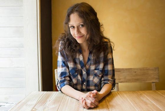 بالصور.. الكشف عن شبكة صحفيين مأجورين تمتدح بوتين وتشتم اوباما صورة رقم 6