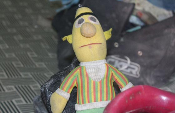 صور الطفل السوري آلان الكردي يلعب قبل ركوبه قارب الموت صورة رقم 4