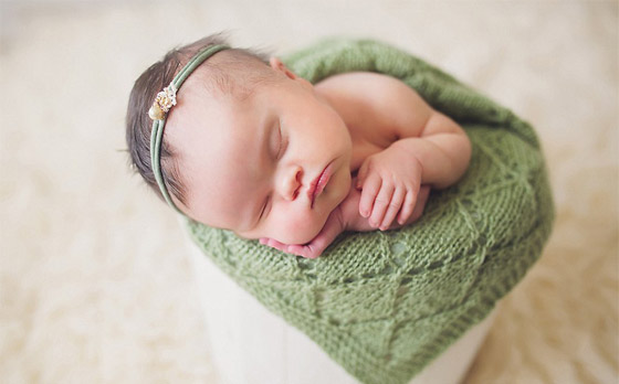 صور مؤثرة جدا: عائلة تودّع طفلتها المصابة بالسرطان بـ جلسة تصوير لتخليد حياتها القصيرة صورة رقم 10