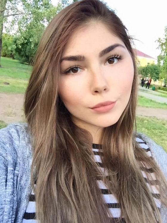 الروسية الاقوى في العالم تزور الاسد وتقدم له هدية ثمينة صورة رقم 9