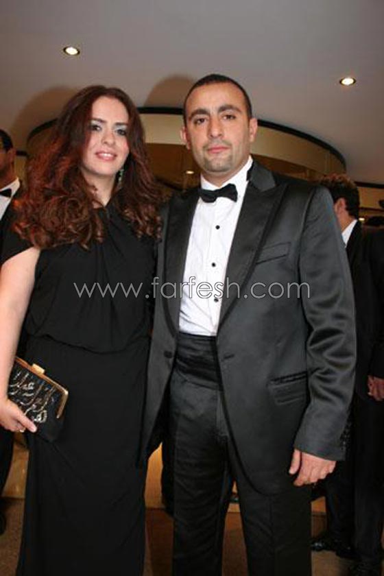  صور الفنانين الذين لاحقتهم شائعات زواج، طلاق، خلاف، تورط مالي وحمل في اجازاتهم  صورة رقم 1