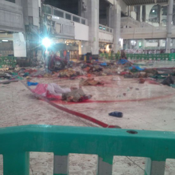 فيديو وصور حادث سقوط رافعة في الحرم المكي: مصرع 107 وإصابة  238   صورة رقم 16