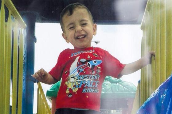 معطيات صادمة عن الطفل الغريق ايلان.. يقدمها شهود عيان صورة رقم 3 معطيات صادمة عن الطفل الغريق ايلان.. يقدمها شهود عيان صورة رقم 3