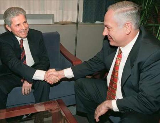 ناشطون يعارضون بشدة فكرة دفن العميل انطوان لحد في لبنان صورة رقم 6 ناشطون يعارضون بشدة فكرة دفن العميل انطوان لحد في لبنان صورة رقم 6