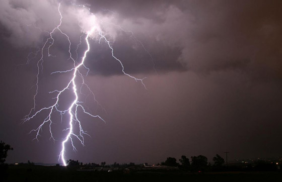 مقتل شاب 21 عاما بصاعقة برق في متنزه بالولايات المتحدة صورة رقم 2