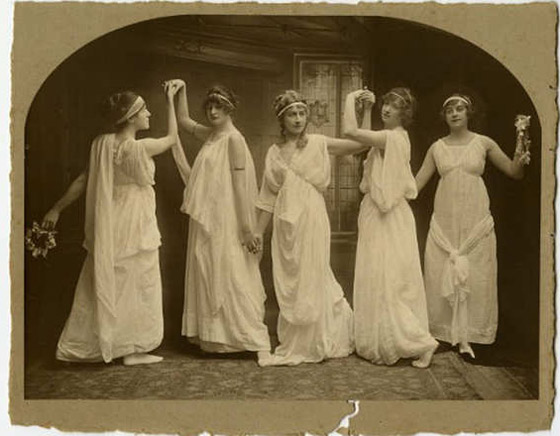 حفيد ملكة الجريمة ينشر يومياتها السرية بعدما أعجزت المحققين صورة رقم 2