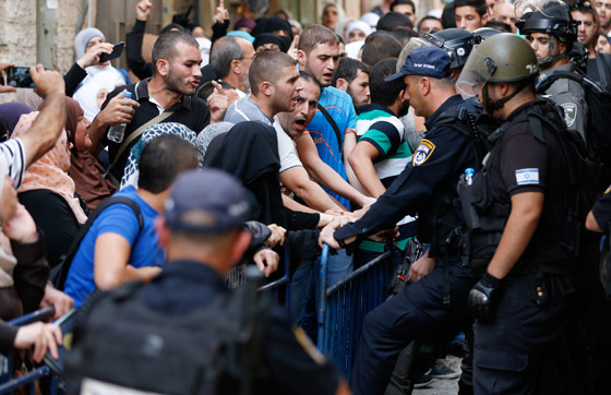 القرضاوي يدعو الى هبة كبرى دفاعا عن الاقصى وينفي تدهور صحته صورة رقم 13