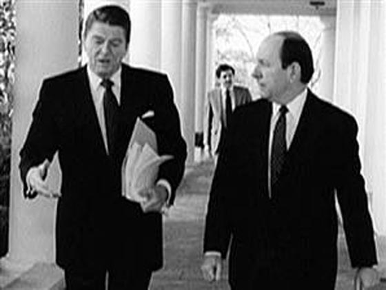 كيف اثر مايكل ديفر على الرئيس رونالد ريغان؟ صورة رقم 2