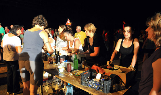 دخول 1300 مهاجر من كرواتيا الى صربيا بعد صدامات عنيفة صورة رقم 20