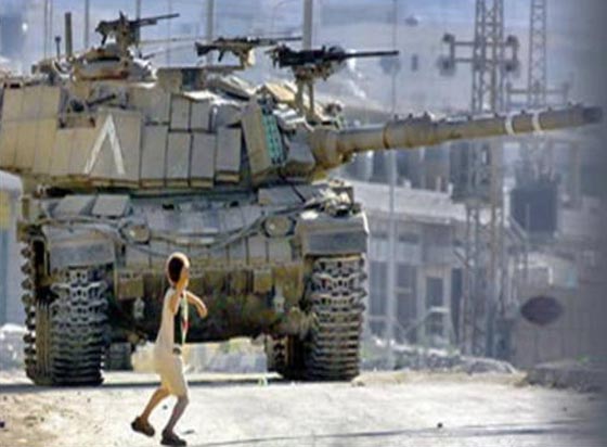 رماة الحجارة يقلقون راحة نتنياهو ويعكرون فرحه بالاعياد صورة رقم 3