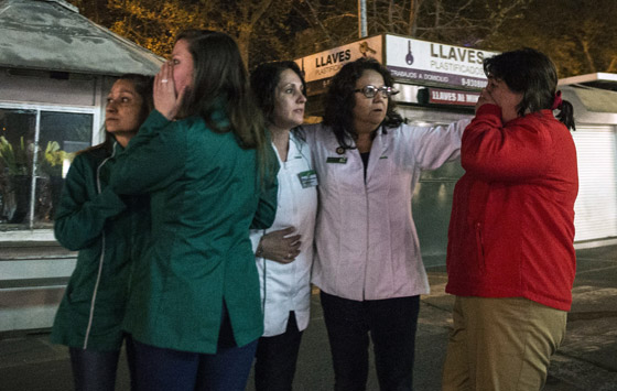 زلزال عنيف في تشيلي يصرع خمسة ويشرد مليونا، هل هو تحذير من تسونامي؟ صورة رقم 11 زلزال عنيف في تشيلي يصرع خمسة ويشرد مليونا، هل هو تحذير من تسونامي؟ صورة رقم 11