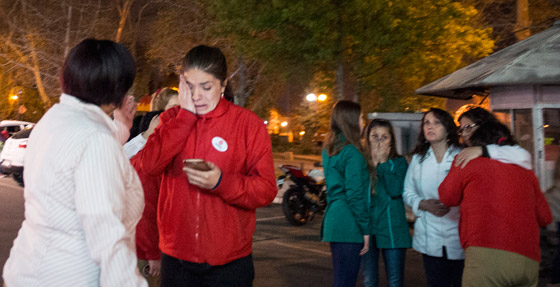 زلزال عنيف في تشيلي يصرع خمسة ويشرد مليونا، هل هو تحذير من تسونامي؟ صورة رقم 17 زلزال عنيف في تشيلي يصرع خمسة ويشرد مليونا، هل هو تحذير من تسونامي؟ صورة رقم 17