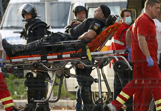 دخول 1300 مهاجر من كرواتيا الى صربيا بعد صدامات عنيفة صورة رقم 5