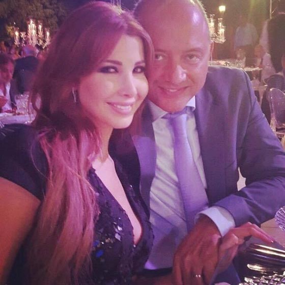 صور نانسي عجرم مع زوجها وابنتيها ايلا وميلا بدون فوتوشوب صورة رقم 1