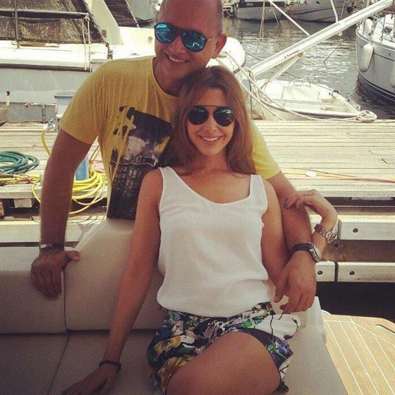 صور نانسي عجرم مع زوجها وابنتيها ايلا وميلا بدون فوتوشوب صورة رقم 61