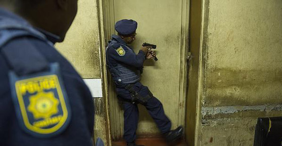 تخزين دنماركي لاعضاء انثوية يوقعه بين يدي العدالة صورة رقم 1 تخزين دنماركي لاعضاء انثوية يوقعه بين يدي العدالة صورة رقم 1