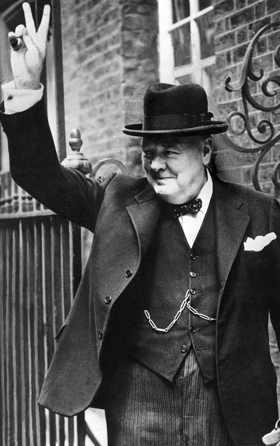 عائلة تشرشل تكتشف انه خلف لها ميراثا طائلا.. بعد ان مات مديونا!! صورة رقم 8 عائلة تشرشل تكتشف انه خلف لها ميراثا طائلا.. بعد ان مات مديونا!! صورة رقم 8