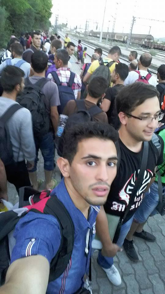 ايهم احمد تحمل البرد والجوع وحين احرق داعش البيانو رحل عن سوريا صورة رقم 9 ايهم احمد تحمل البرد والجوع وحين احرق داعش البيانو رحل عن سوريا صورة رقم 9