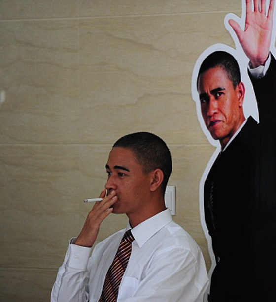  اوباما الصيني أحد افراد عصابة بفيلم بوليسي كوميدي صورة رقم 6