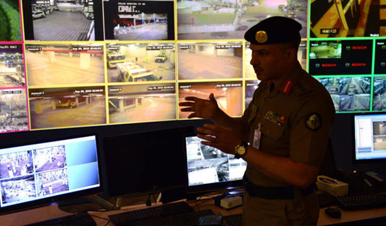 7000 كاميرا بالغة الدقة في مشعر منى لضمان حج آمن وناجح صورة رقم 7