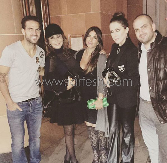 اليسا في سهرة ممتعة وعشاء مع اللاعب فابريجاس وزوجته اللبنانية صورة رقم 2