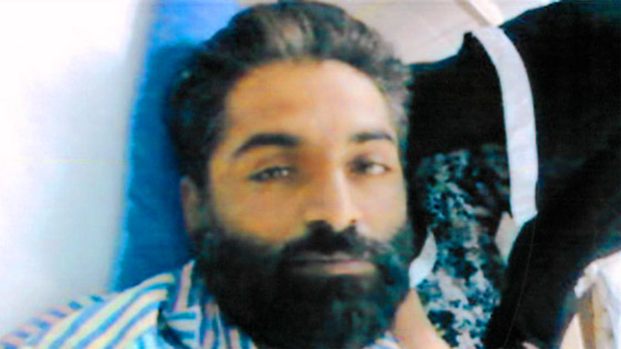 مشلول حيّر السلطات الباكستانية في كيفية اعدامه شنقا وهو على كرسي صورة رقم 1