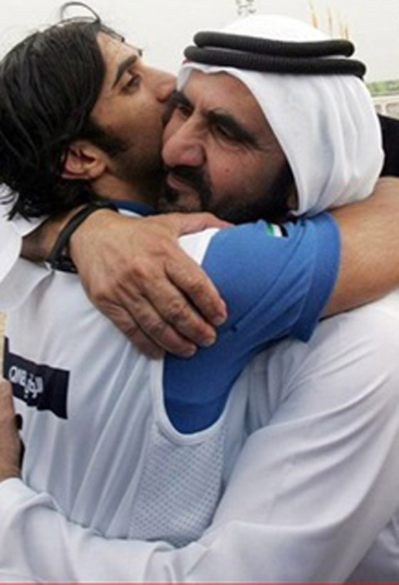 رحيل ابن حاكم دبي يبكيه كلاما.. دمعا وشعرا  صورة رقم 2