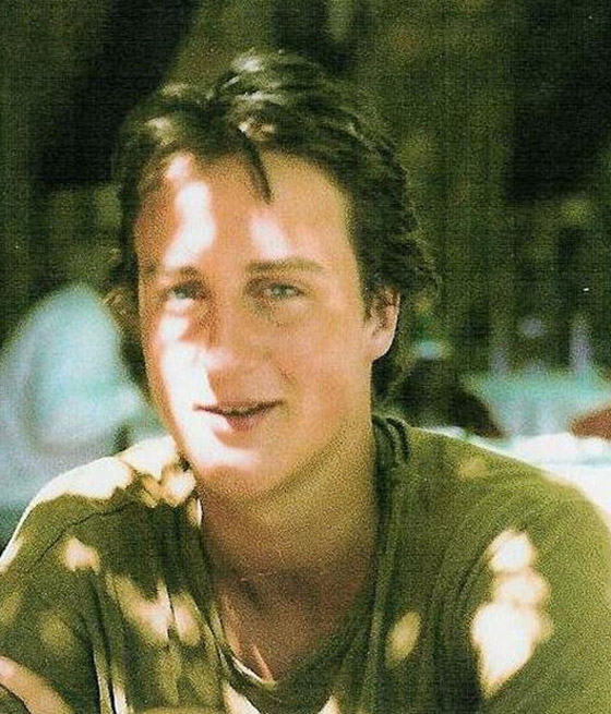 مستقبل كاميرون على كف عفريت.. والسبب فضائح خنزيرية وبشرية ايضا صورة رقم 4