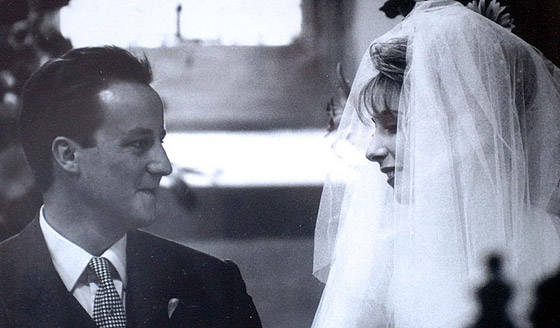 مستقبل كاميرون على كف عفريت.. والسبب فضائح خنزيرية وبشرية ايضا صورة رقم 7