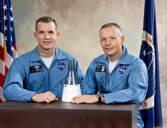 المغامرات الاولى لارمسترونغ قبل اخضاعه للقمر.. بدات في السادسة صورة رقم 6