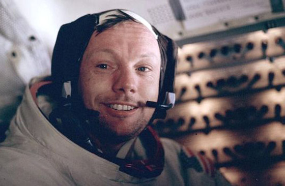 المغامرات الاولى لارمسترونغ قبل اخضاعه للقمر.. بدات في السادسة صورة رقم 15