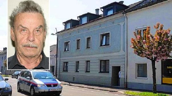 بيت السفاح النمساوي يستعد لاستقبال عدد من اللاجئين السوريين صورة رقم 3 بيت السفاح النمساوي يستعد لاستقبال عدد من اللاجئين السوريين صورة رقم 3