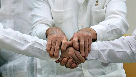 الرئيس الكولومبي يتعهد بانهاء اطول حرب في امريكا اللاتينية خلال 6 اشهر صورة رقم 2