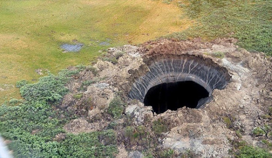 الكشف عن خفايا الحفر الضخمة في الشمال السيبيري صورة رقم 2 الكشف عن خفايا الحفر الضخمة في الشمال السيبيري صورة رقم 2