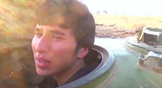 هكذا بكى حفيد الامام البخاري قبل تفجير نفسه ومضيه وحيدا نحو نهايته صورة رقم 5 هكذا بكى حفيد الامام البخاري قبل تفجير نفسه ومضيه وحيدا نحو نهايته صورة رقم 5