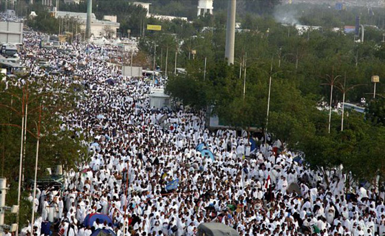 ايران تحمل السعودية مسؤولية حادث التدافع في منى وتتوعد بتأديبها صورة رقم 9