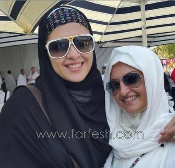  صور الفنانين والفنانات العرب يؤدون فريضة الحج صورة رقم 6